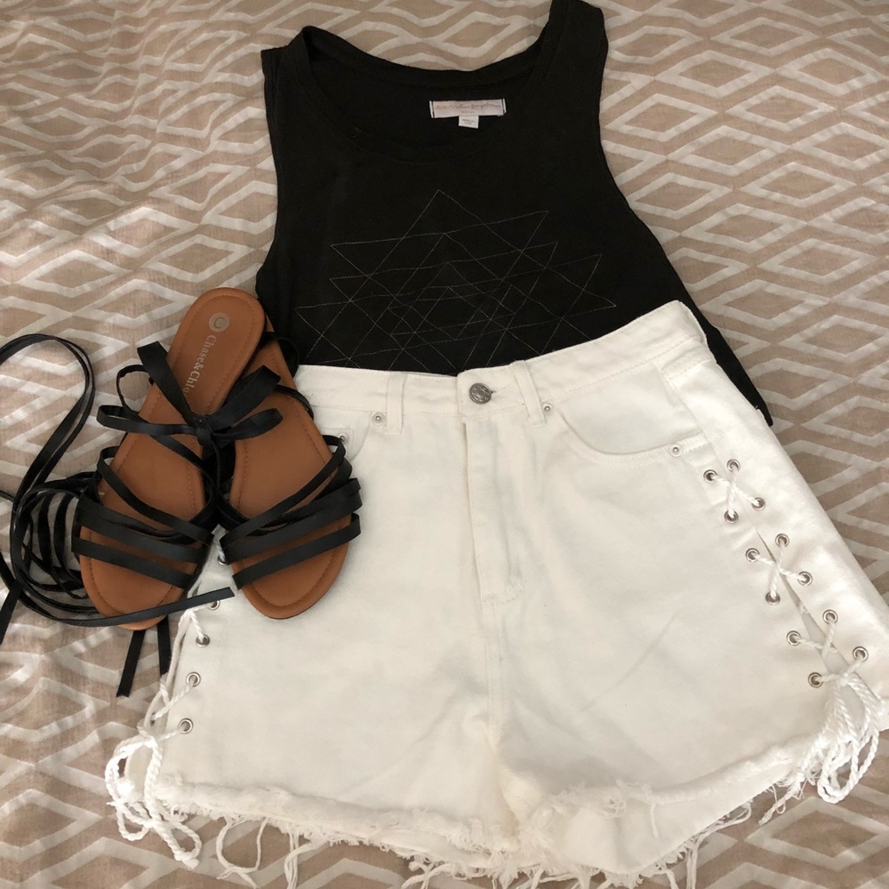 NWT✨lace up denim short✨ - Picture 1 of 7